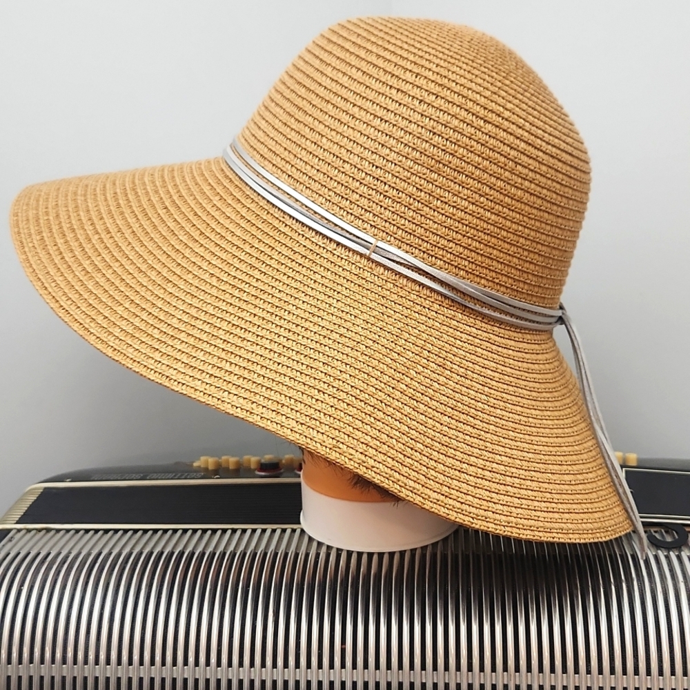 NWT - ELEGANT NICOLE MARCIANO UPF 50+ TAN WIDE-BRIMMED HAT W/SILVER BAND - Picture 2 of 7